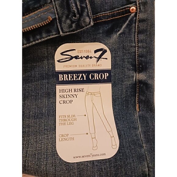 Seven7 Women's HIGH RISE BREEZY CROPPED Jeans/NWT, Size 12 - Picture 4 of 5